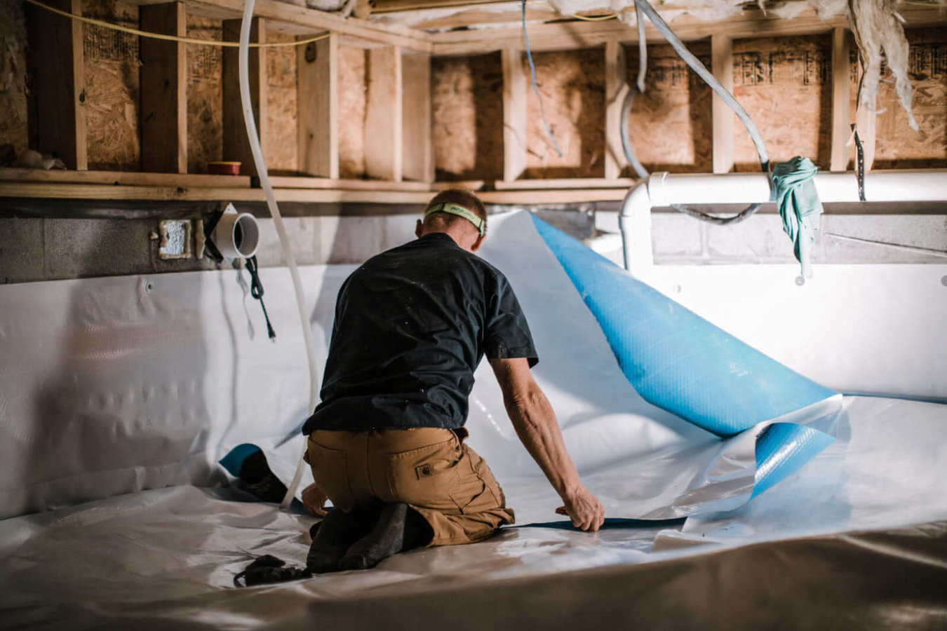 Crawl space vapor barrier